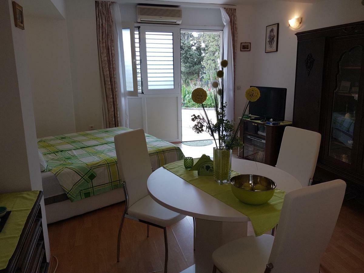 Apartment Lju On The Beach Split Eksteriør bilde