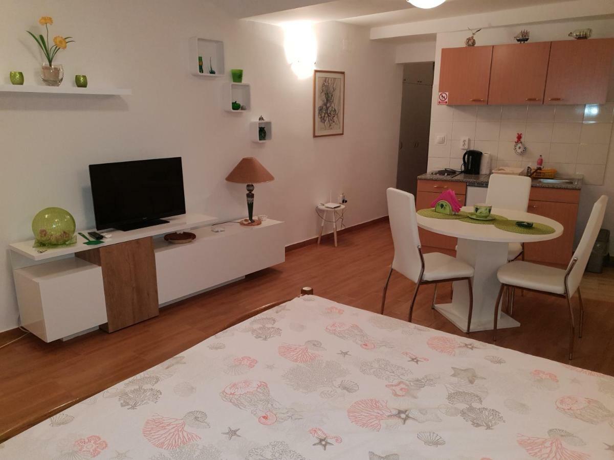 Apartment Lju On The Beach Split Eksteriør bilde